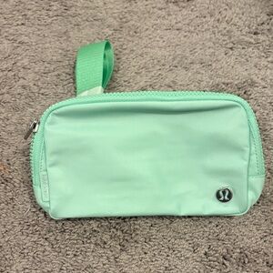 Lululemon Mint Green Everywhere Belt Bag